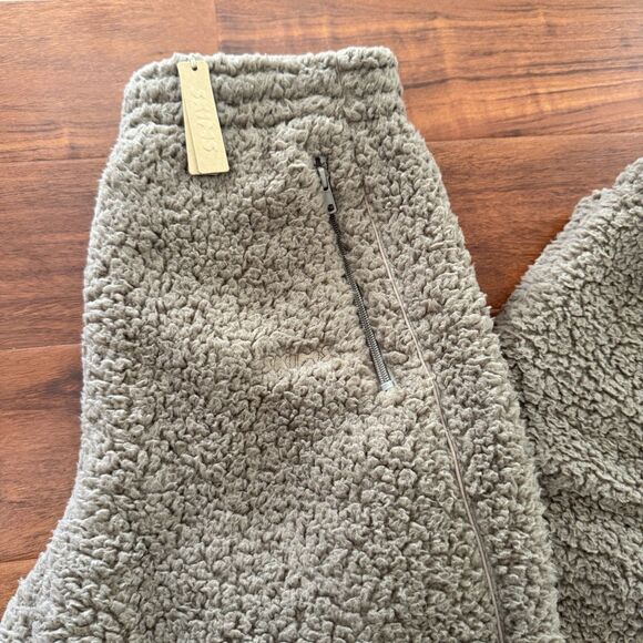 NWT SKIMS Sherpa Teddy Joggers in Dessert (brown) Women’s Size S - Picture 12 of 12